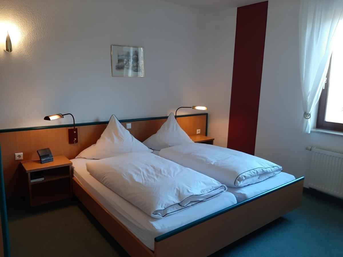 Hotel & Restaurant Eichholz Касел Екстериор снимка